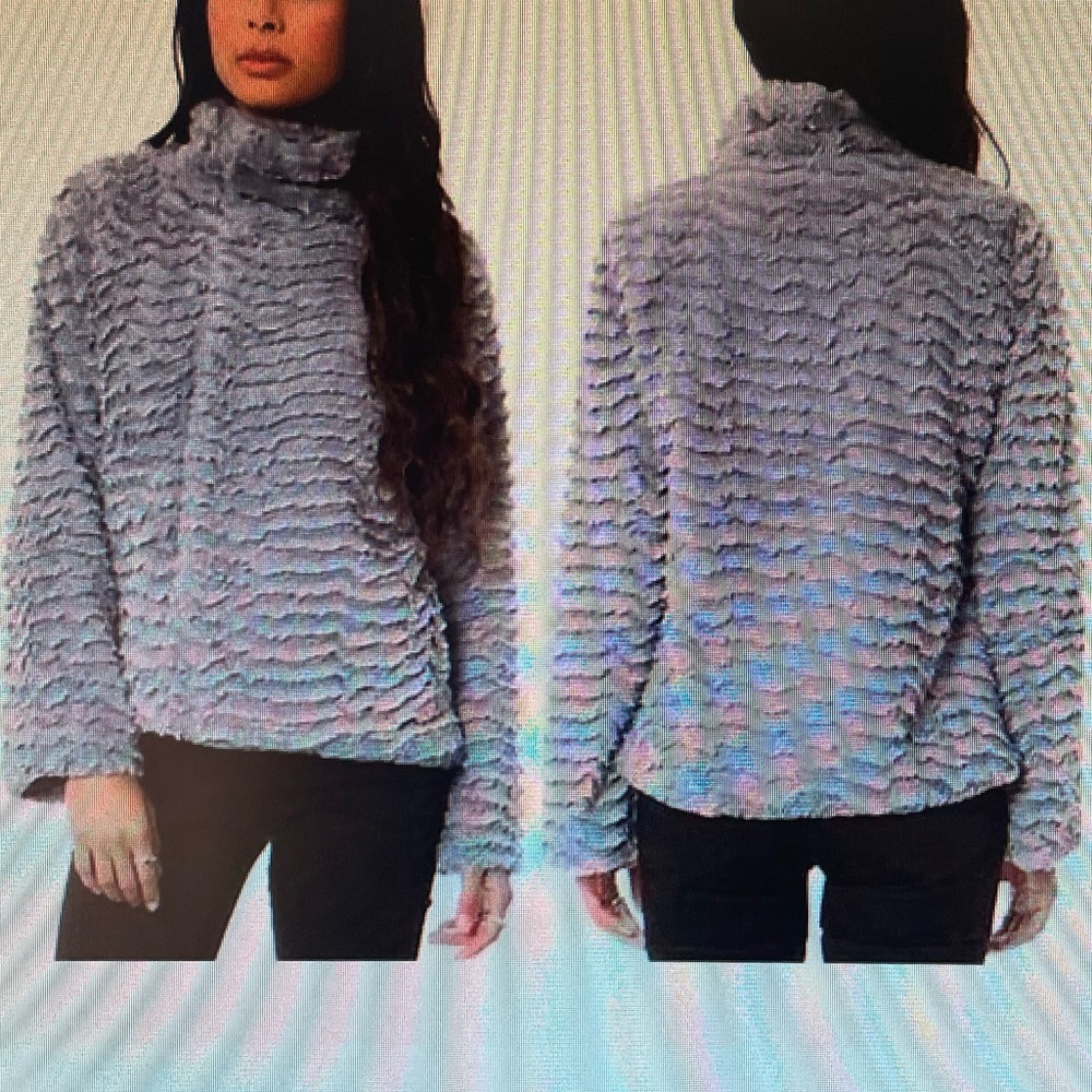 Women’s Patagonia Pelage gray plush faux fur coat